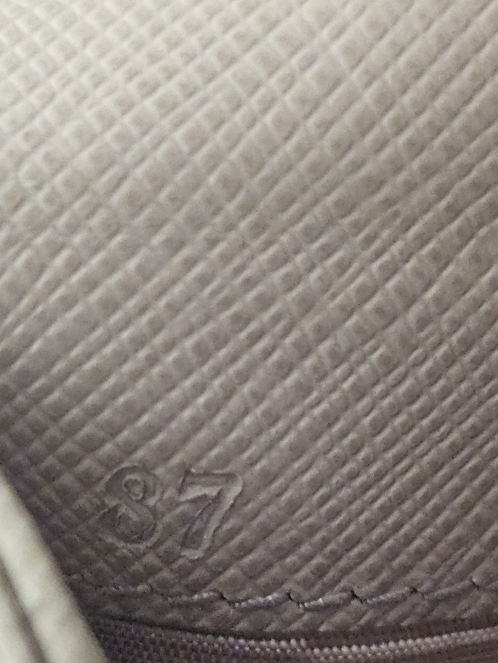 Prada Beige Wallet With COA - Picture 5 of 6